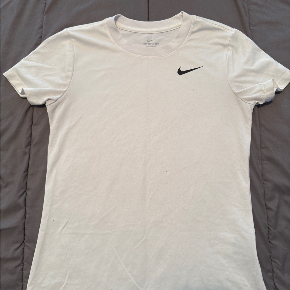 Nike Men's White T-Shirt